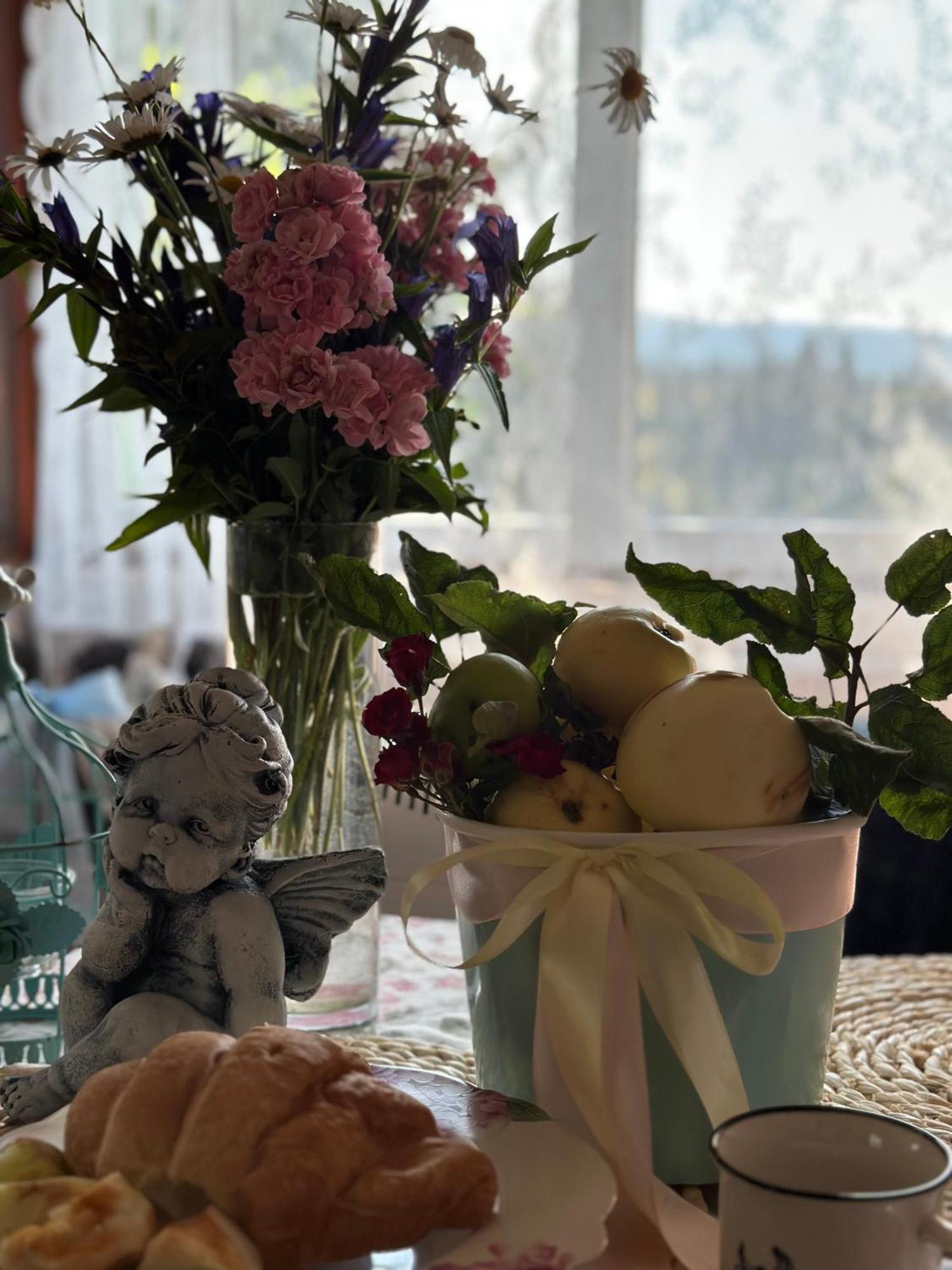 Казковий Дім Та Garden Два Будиночки В Горах З Чаном-Джакузі سلافسكي المظهر الخارجي الصورة